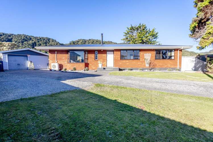 5 Mitchell Place_0