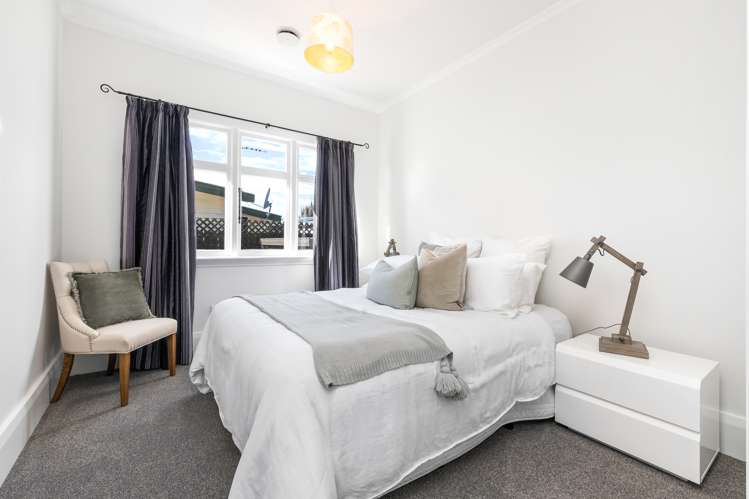 14 Cardiff Avenue Somerfield_13