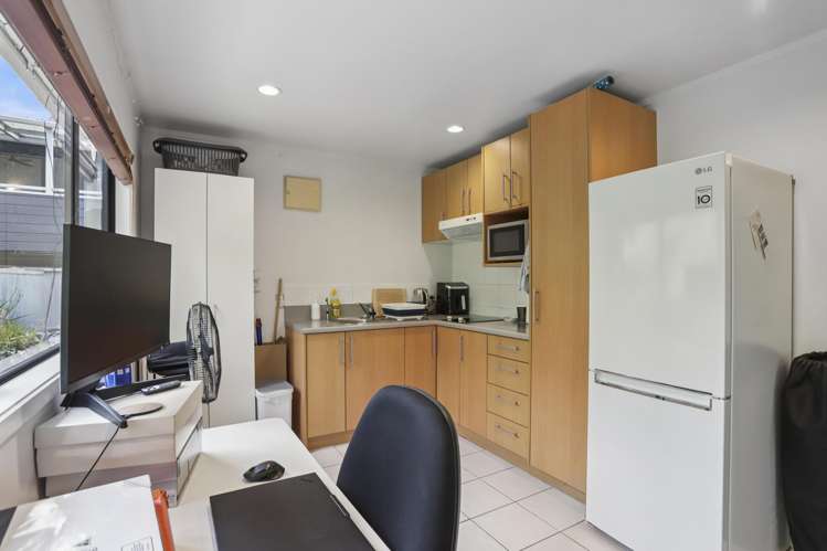 48 Parker Avenue New Lynn_21