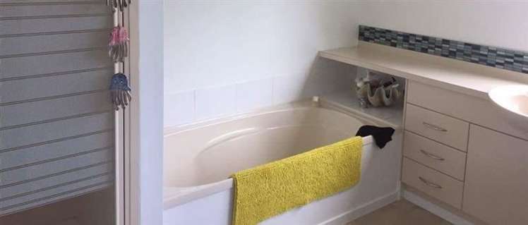 46 Settlers Grove Orewa_2