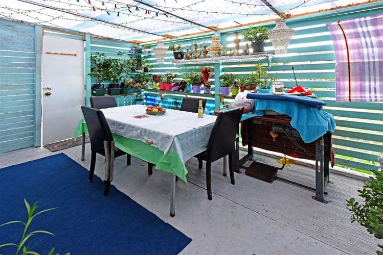 33 Mcannalley Street Manurewa_3