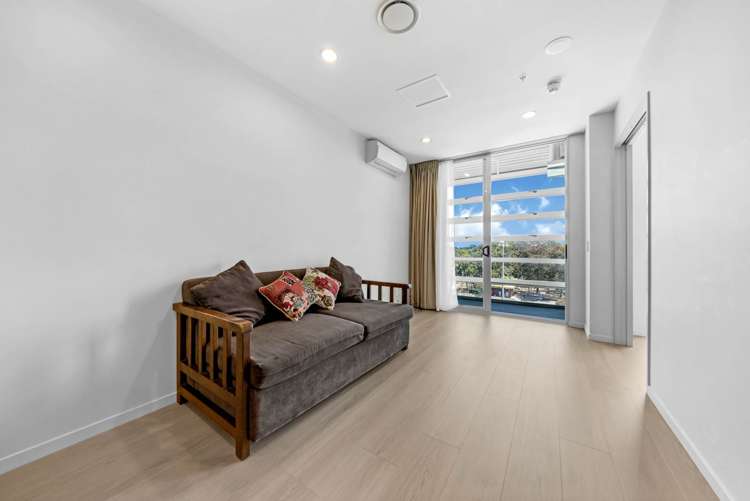 601/17 Amersham Way Manukau_8