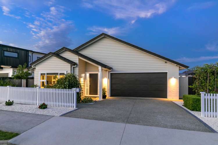 64 Colonial Drive Silverdale_32