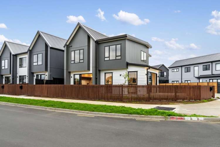 13 Resnik Crescent Huapai_1