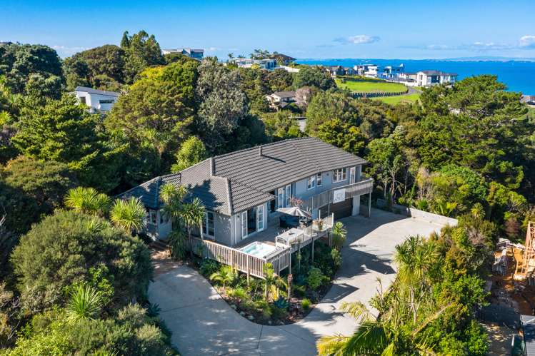 89 Roberts Road Matakatia_28