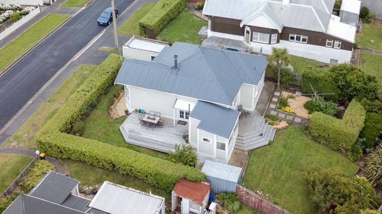 22 Dundonald Street Tainui_15