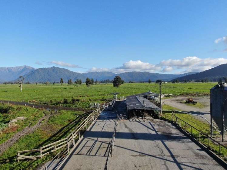 212-222 Municipal Road Kowhitirangi_6