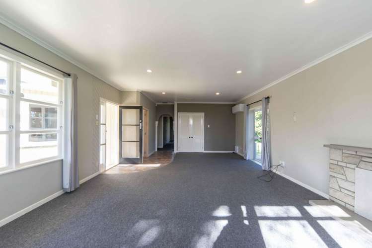 52 Enderley Avenue Enderley_5