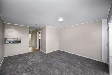 207 St Johns Road_4