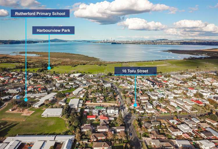 16 Toru Street Te Atatu Peninsula_12