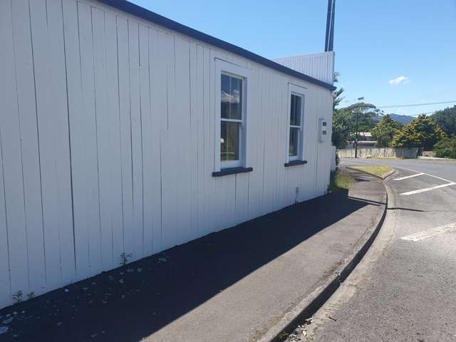 69 Carthew Street Okato_2