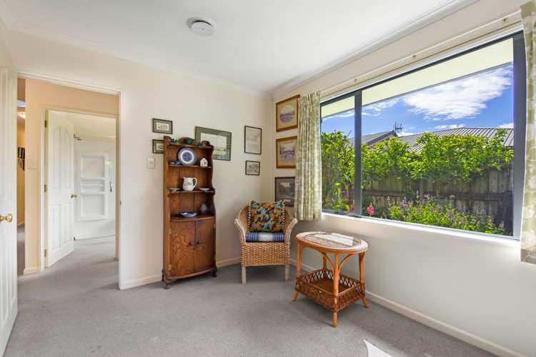 5 Di Pierri Way The Wood_6