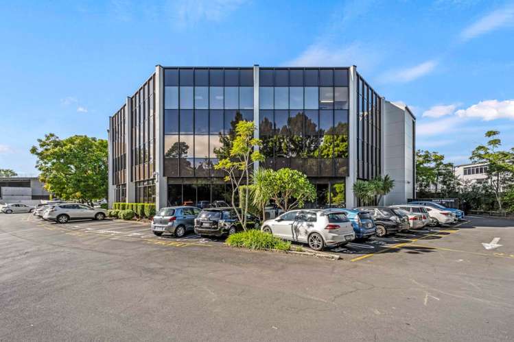 6 Alderman Drive Henderson_2