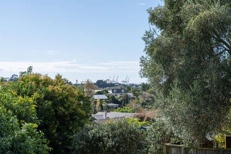 8 Lorna Place Brookfield_11