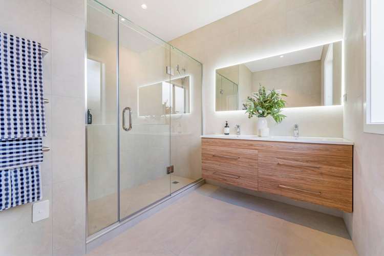 11 Spars Road Wainui_15