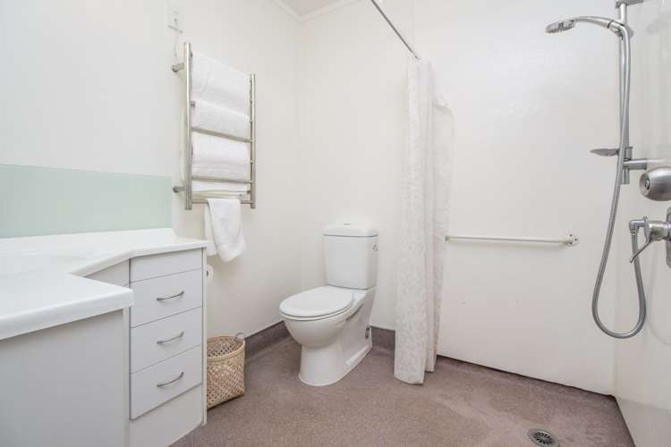 2/210 Te Atatu Road Te Atatu South_15