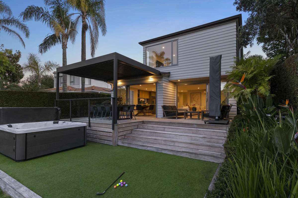 1A Lyons Avenue_4
