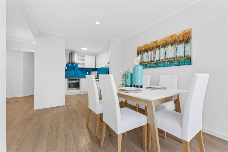 2/30b Verbena Road Birkdale_8