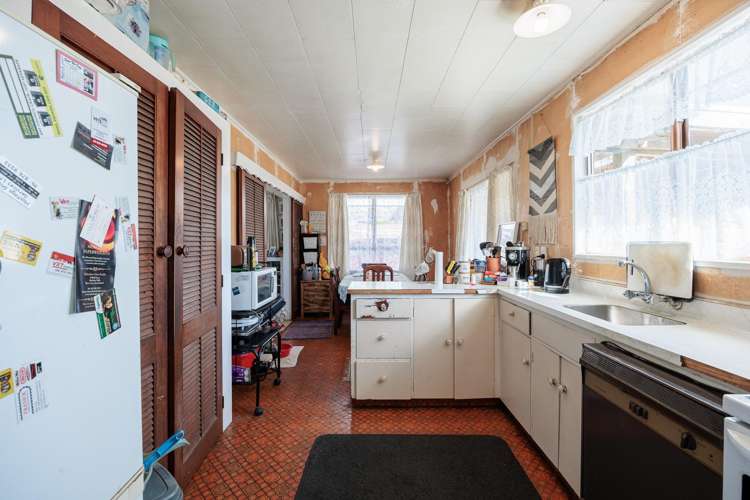 156 Portsmouth Road_1