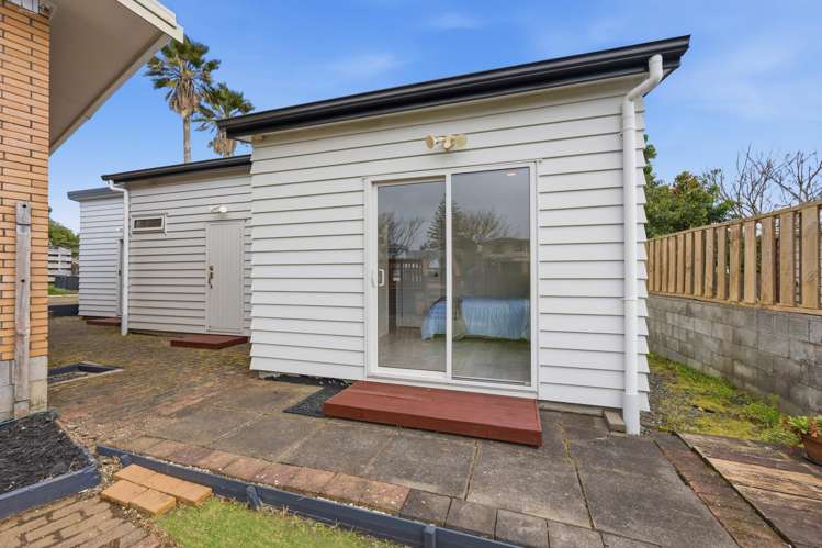 9 Claresholm Place Mangere Bridge_20