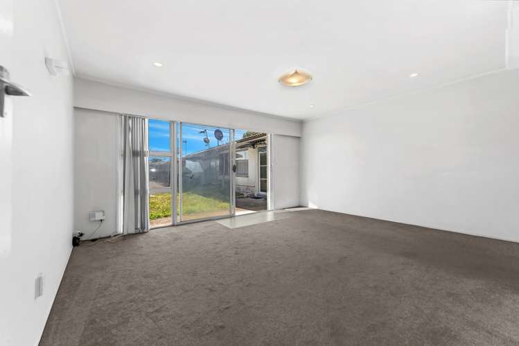 6/167 Shirley Road_3