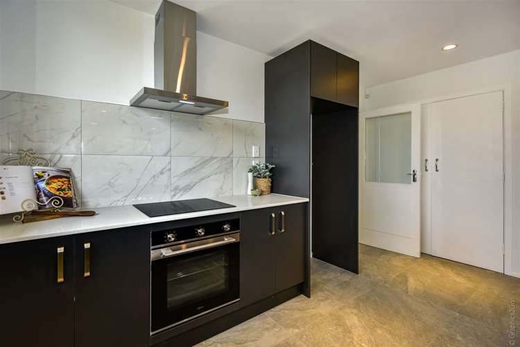 307 Main South Road Hornby_14