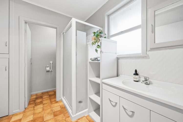 1/6 Snell Avenue Papakura_10