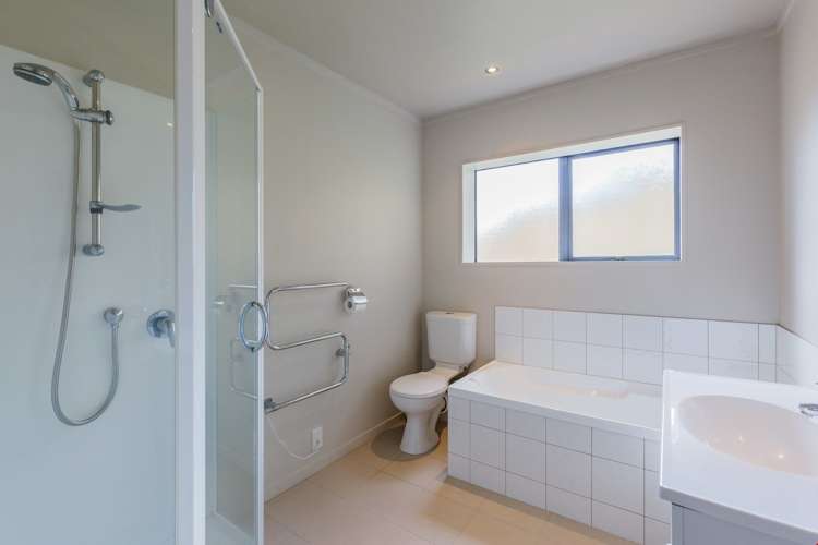 2/32 Waverley Avenue Glenfield_17