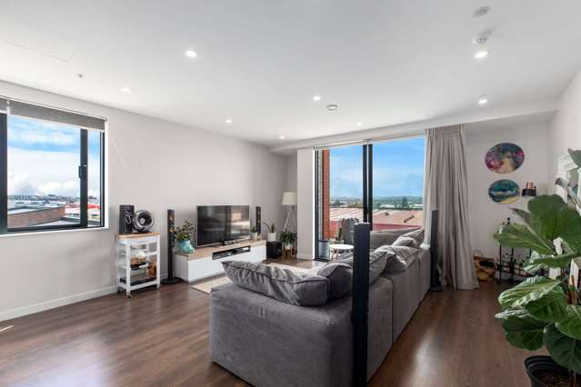 302/57 Mapou Road Hobsonville_1