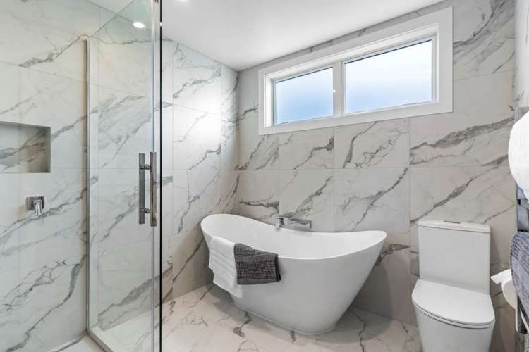 966 Whangaparaoa Road Manly_9