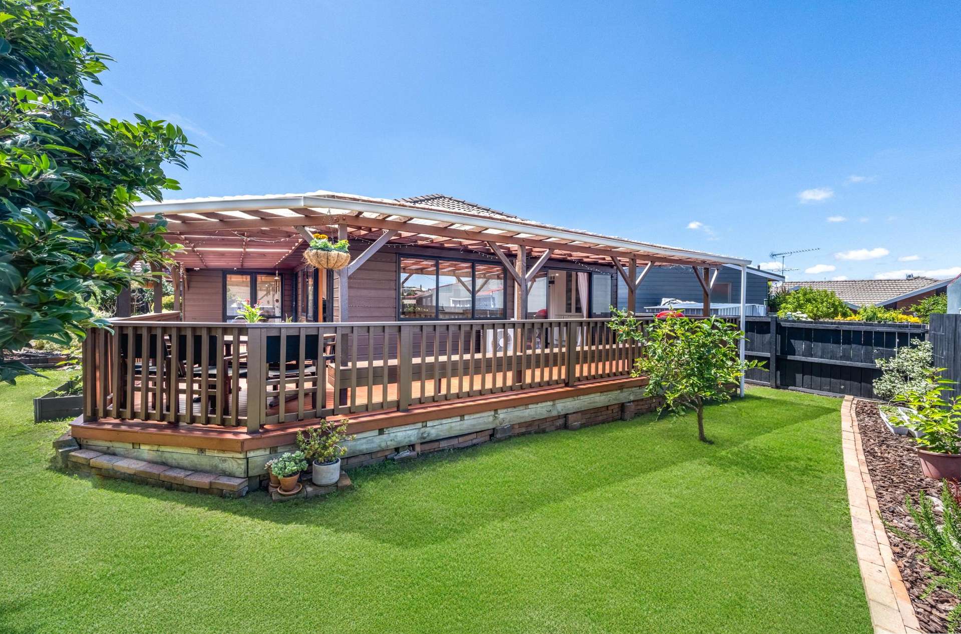 2/21 Channing Crescent Botany Downs_0