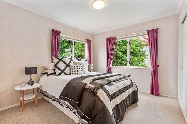 6 Chettle Court New Lynn_10