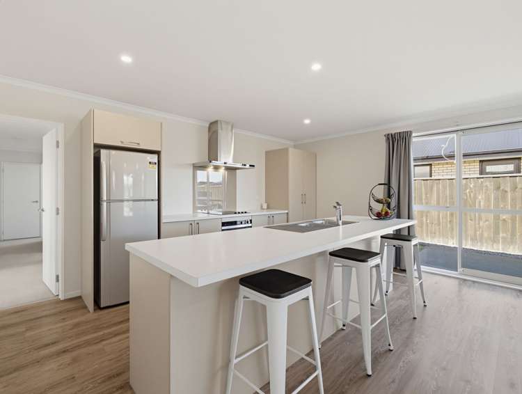 6 Clanfield Way_3