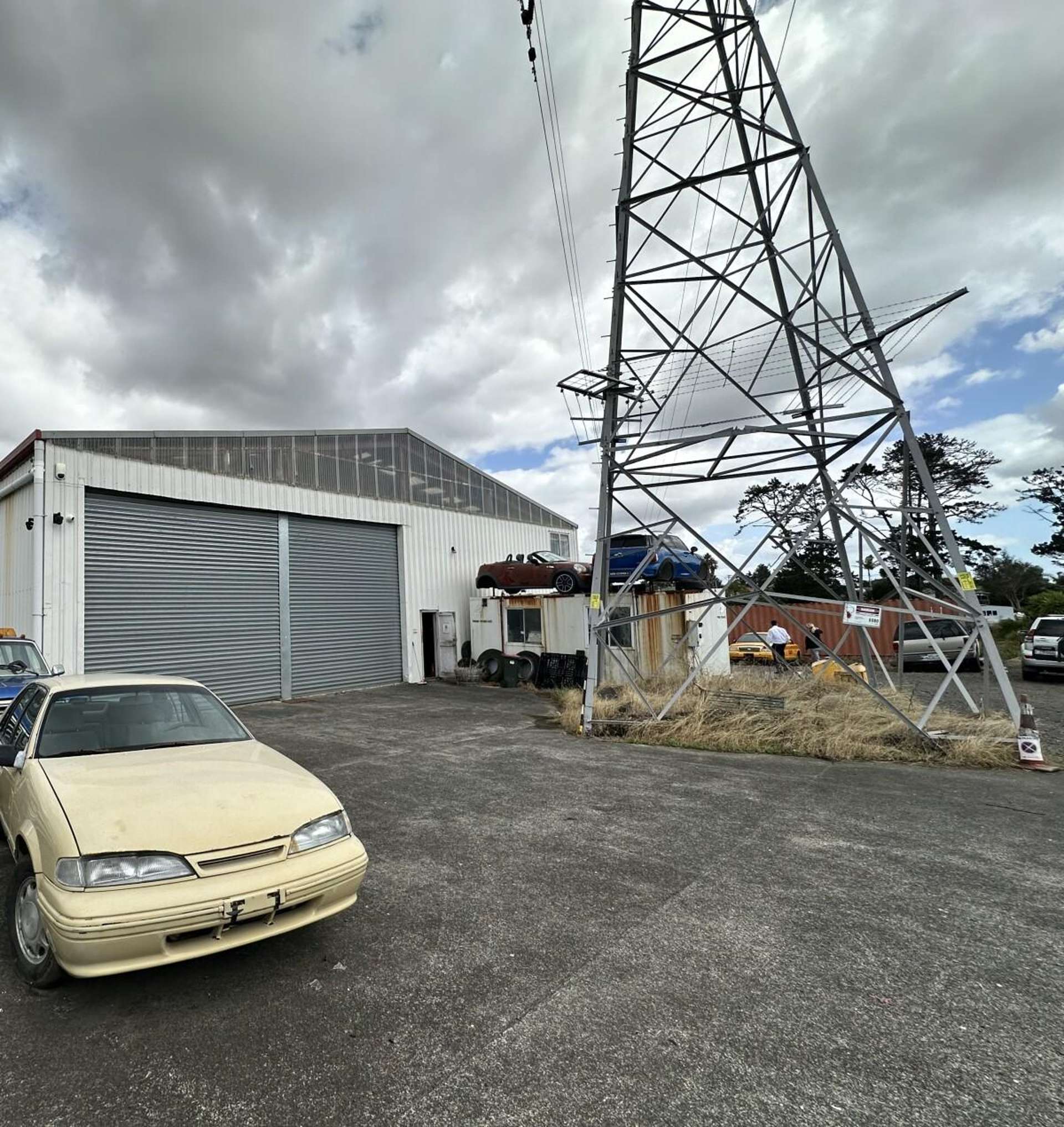 186 McLeod Road Te Atatu South_0