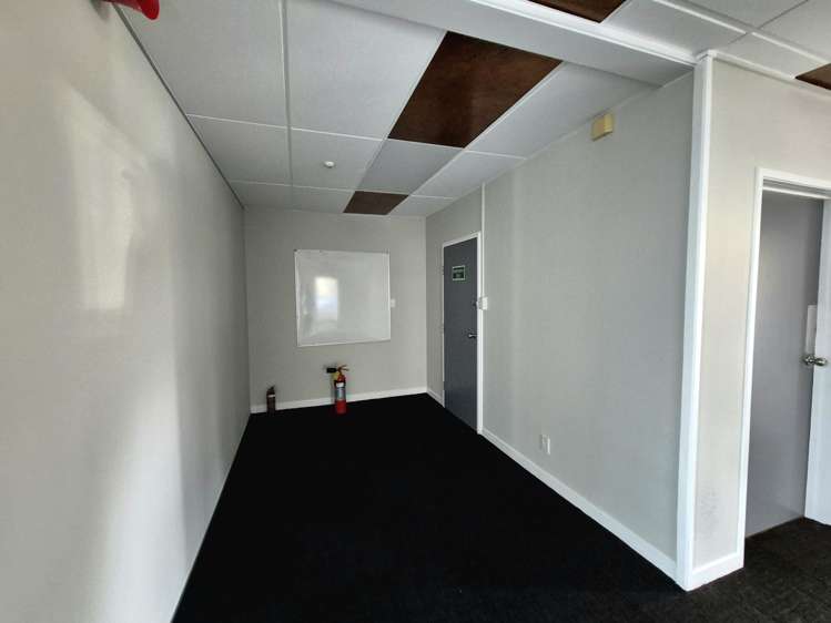 Level 1/3053 Great North Road New Lynn_11