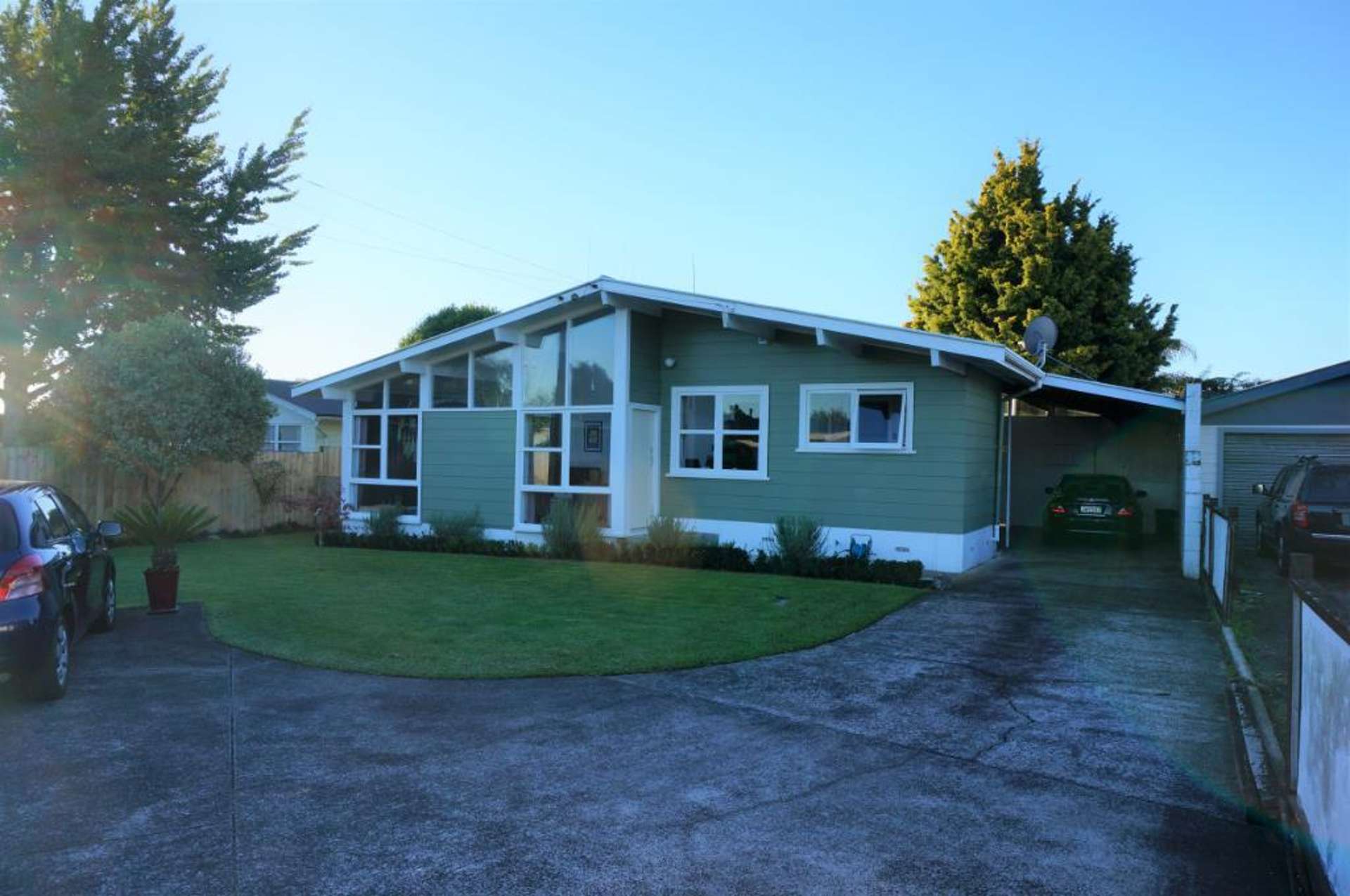 22a Forth Crescent Glenview_0