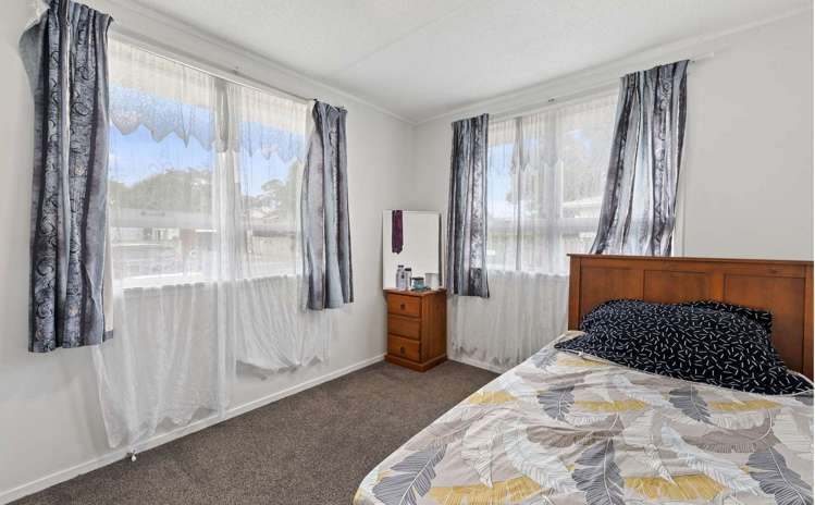 8 Celadon Place Wiri_4