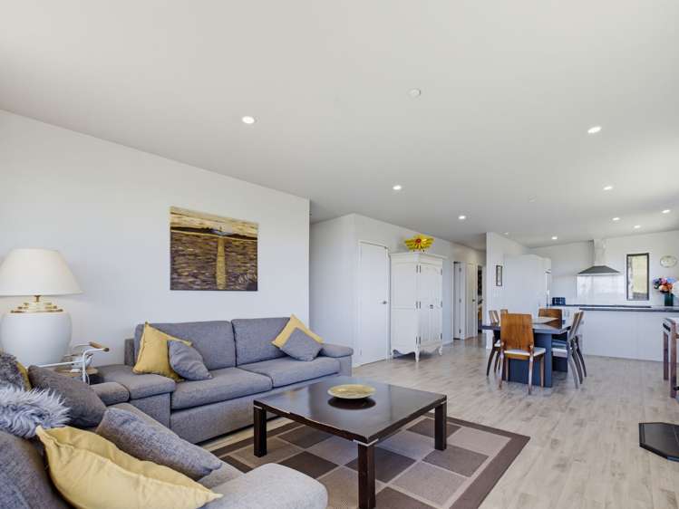 43 Dudley Crescent Cable Bay_7