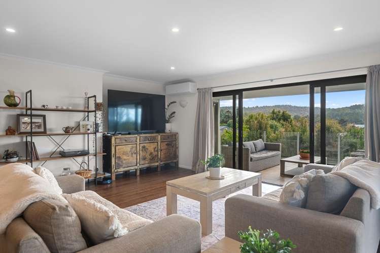 53 Okura River Road Okura_6