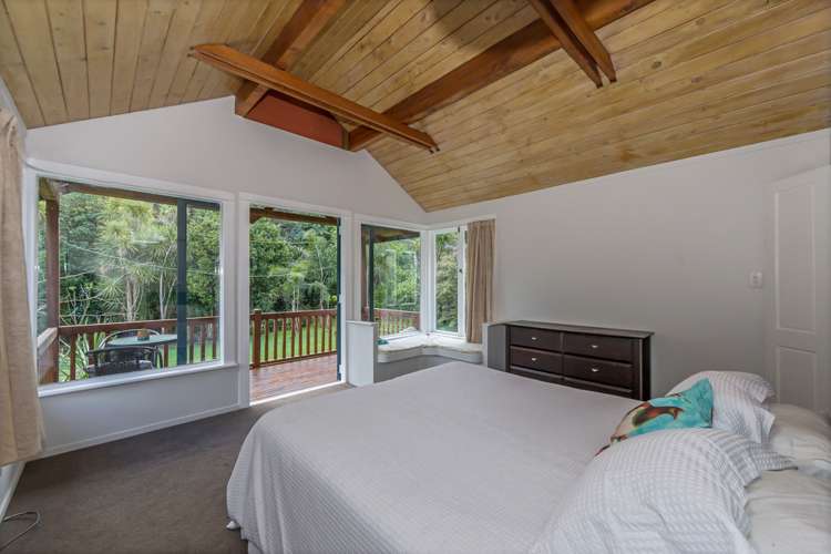 18 Hobbs Road Matakatia_22