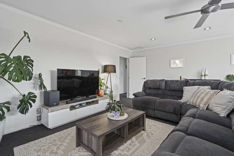22 Paget Drive Woodend_13