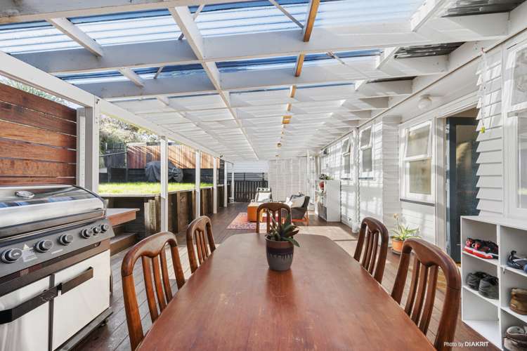 123 Tauhinu Road Miramar_3