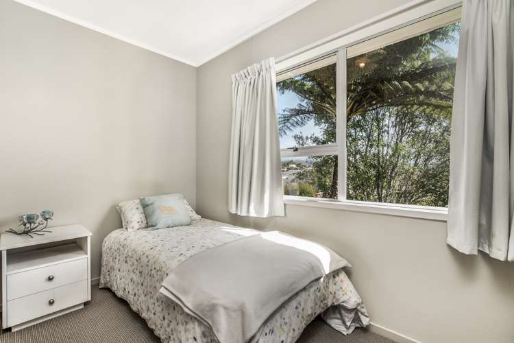 9 Seakens Way Glen Eden_12