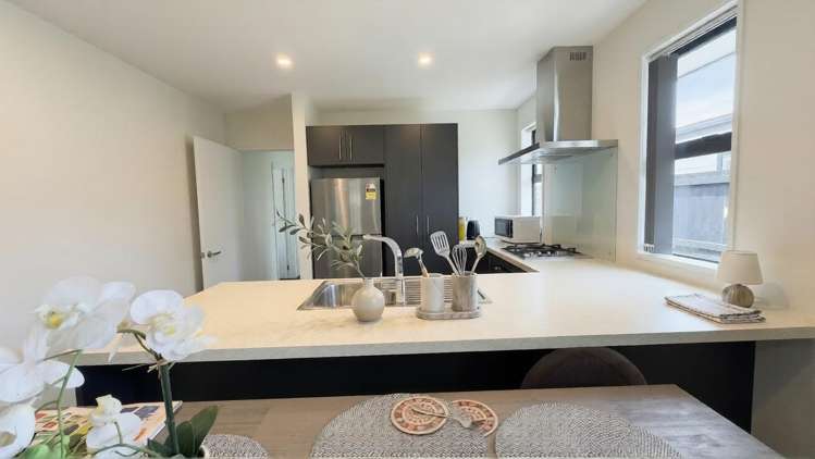 50 Bamber Crescent_3