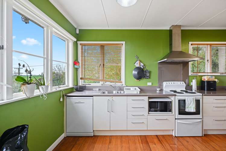 118 Tuhikaramea Road Dinsdale_5