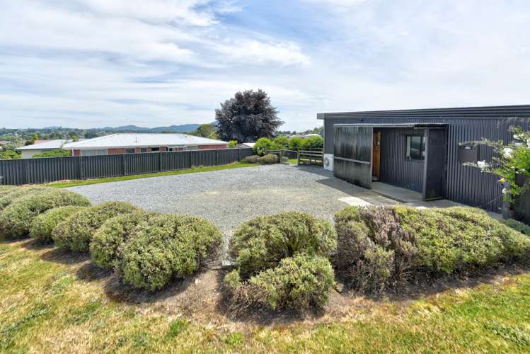 24 Walker Street Gore Surrounds_12