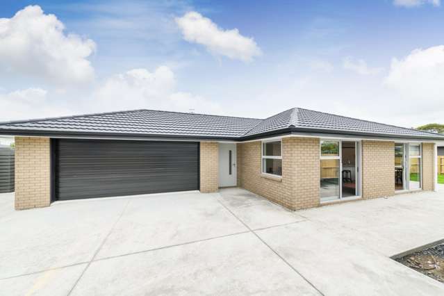 Brick & Tile, Brand New - Milson