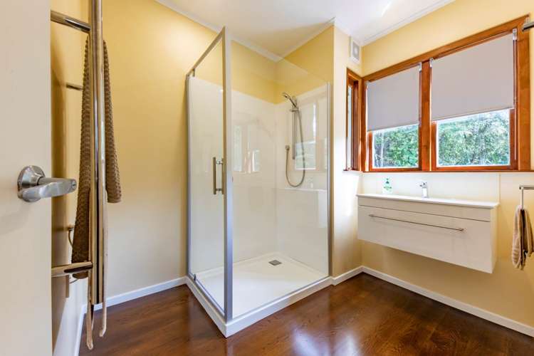 18 Arama Avenue Titirangi_13