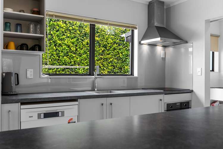 2/68 Humber Crescent Gate Pa_9