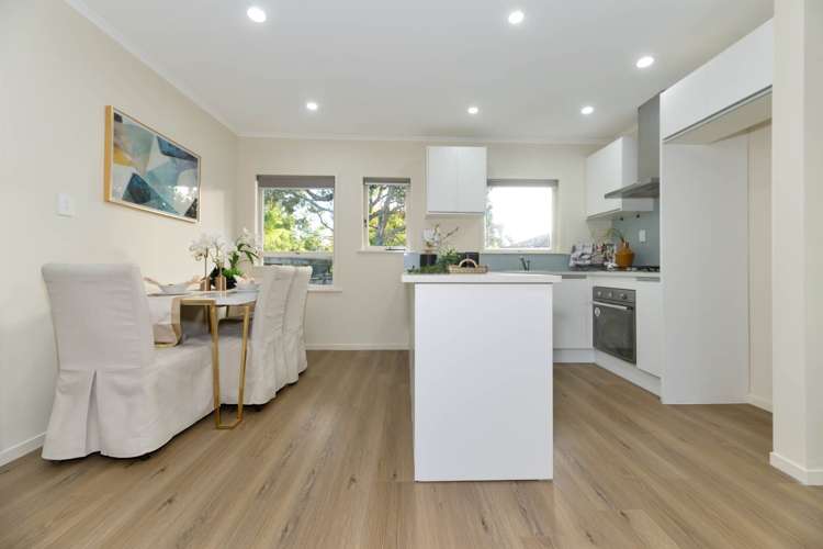 3/14 Commodore Drive Lynfield_16